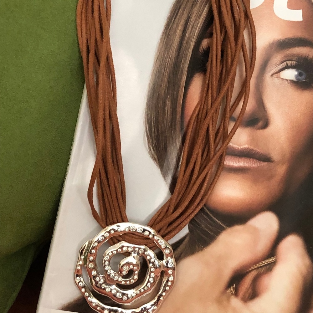 LEATHER "CHAIN" WITH SILVERTONE & CRYSTAL PENDANT